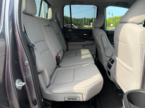Used 2023 Honda Ridgeline RTL-E image 13
