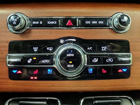 Certified 2021 Lincoln Aviator Reserve w/ Equipment Group 201A image 25