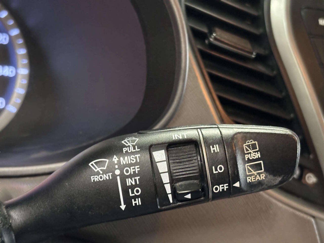 Used 2016 Hyundai Santa Fe Sport AWD/4WD image 28