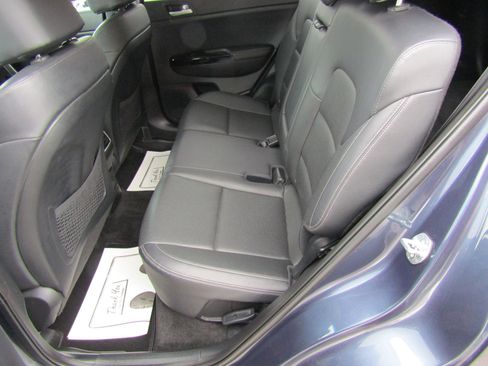 Used 2020 Kia Sportage EX image 14