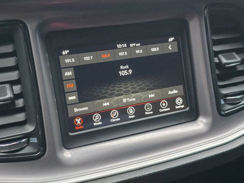 Used 2022 Dodge Challenger GT image 28