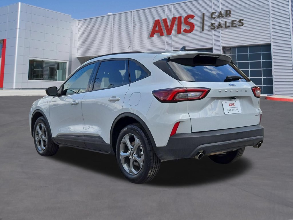Used 2025 Ford Escape ST-Line AWD/4WD image 9