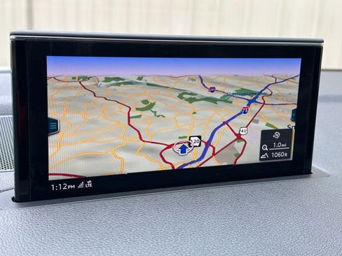 Used 2019 Audi Q7 3.0T Premium w/ Cold Weather Package image 27