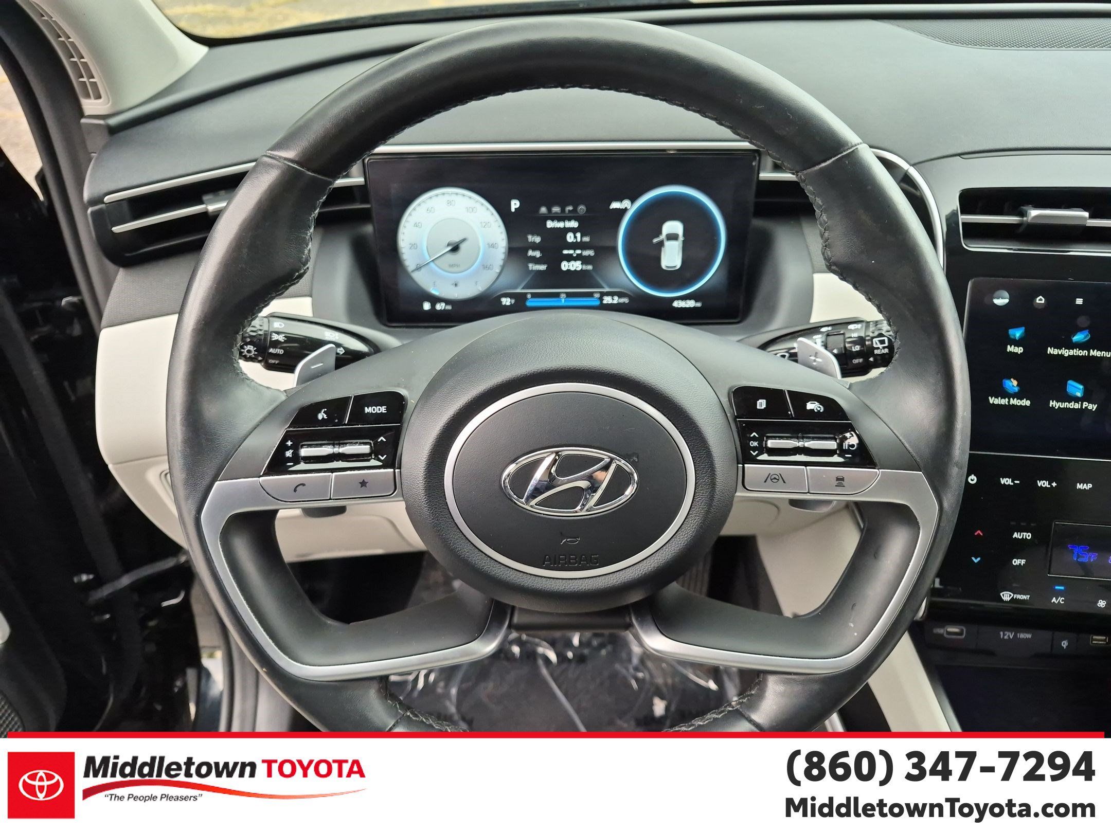 Used 2023 Hyundai Tucson Limited w/ Cargo Package AWD/4WD image 17