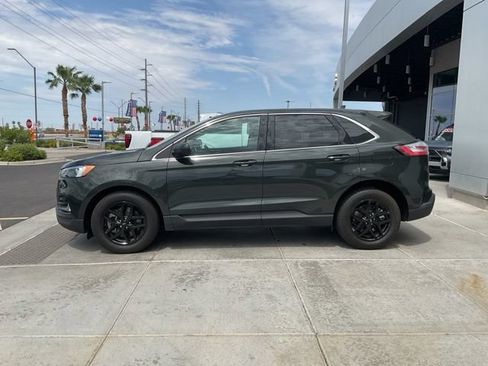 Used 2024 Ford Edge SEL w/ Convenience Package AWD/4WD image 4