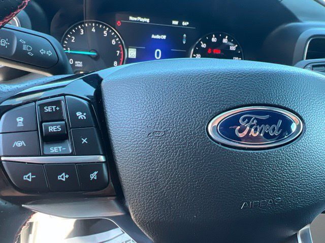 Used 2023 Ford Explorer ST-Line AWD/4WD image 28