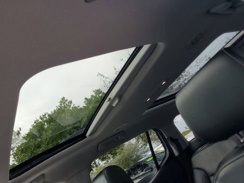 Used 2020 GMC Acadia SLT w/ Driver Alert Package II image 20