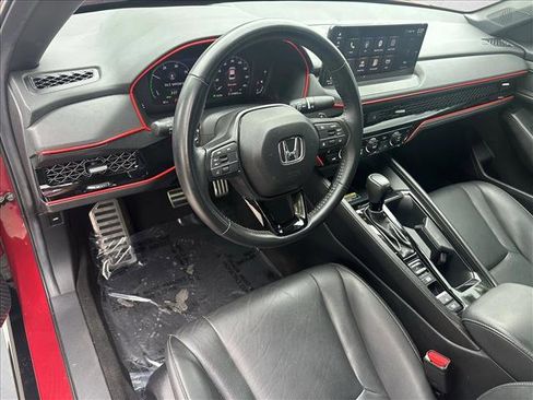 Used 2025 Honda Accord Sport image 10