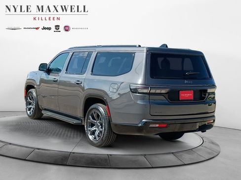 New 2026 Jeep Grand Wagoneer L Limited AWD/4WD image 14