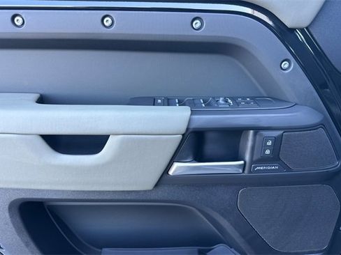 New 2026 Land Rover Defender 110 S image 10