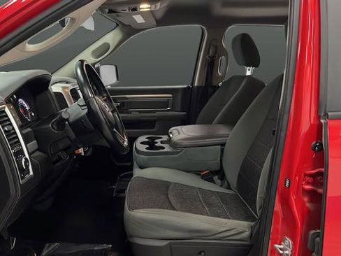 Used 2019 RAM 1500 Big Horn AWD/4WD image 9