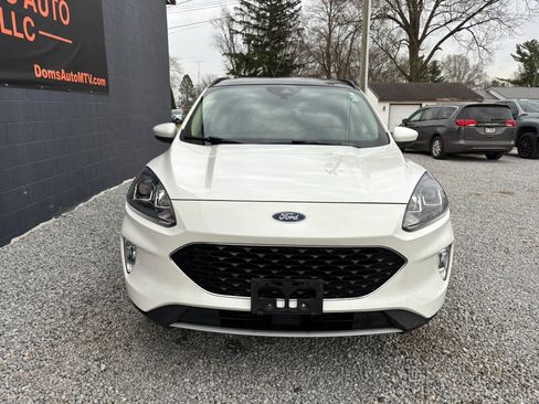 Used 2020 Ford Escape SEL image 10