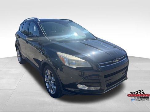 Used 2015 Ford Escape Titanium image 9