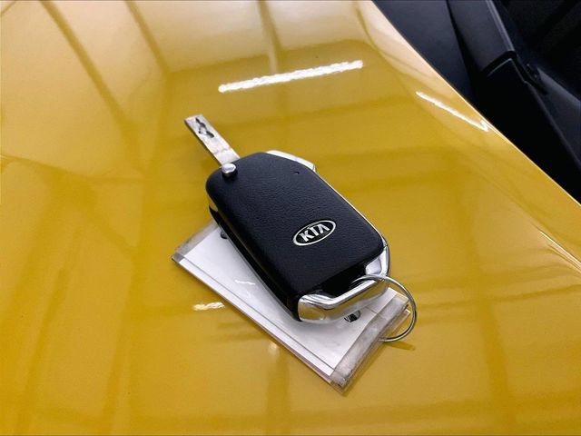 Used 2020 Kia Soul LX FWD image 10