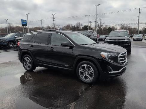 Used 2020 GMC Terrain SLT w/ Preferred Package FWD image 10