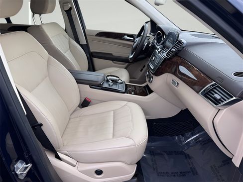 Used 2019 Mercedes-Benz GLS 450 4MATIC image 29