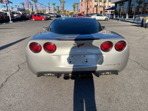 Used 2008 Chevrolet Corvette Coupe w/ Preferred Equipment Group image 7