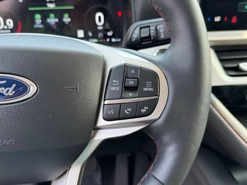 New 2026 Ford Explorer Active w/ Active Comfort Package AWD/4WD image 10