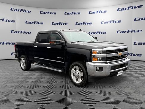 Used 2016 Chevrolet Silverado 2500 LTZ w/ Duramax Plus Package AWD/4WD image 8