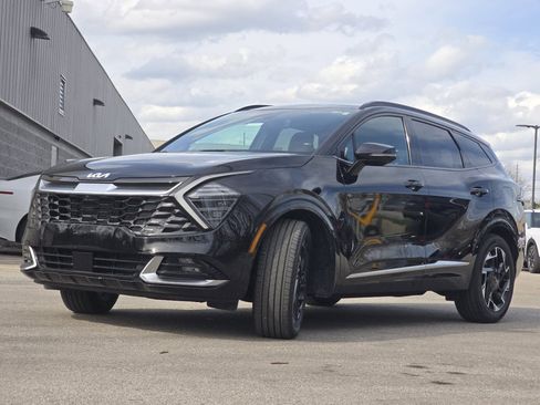 Used 2023 Kia Sportage SX image 12