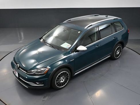 Used 2019 Volkswagen Golf Alltrack S AWD/4WD image 58