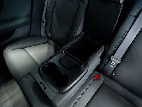 Used 2024 Lucid Air Pure RWD image 47