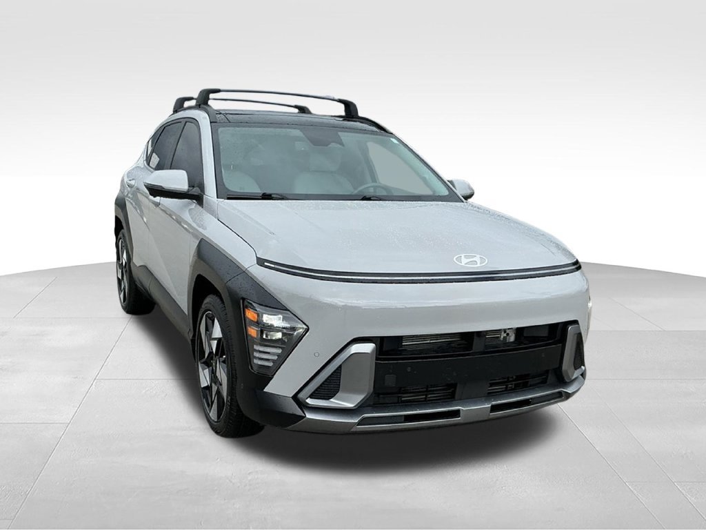 Used 2025 Hyundai Kona Limited FWD image 9