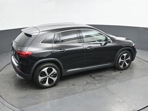 Used 2025 Mercedes-Benz GLA 250 4MATIC image 31