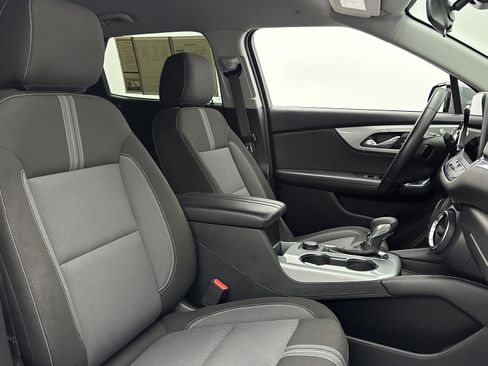 Used 2023 Chevrolet Blazer LT image 35