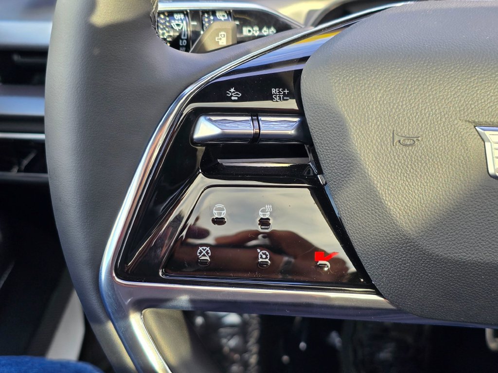 New 2027 Cadillac Vistiq Luxury AWD/4WD image 30