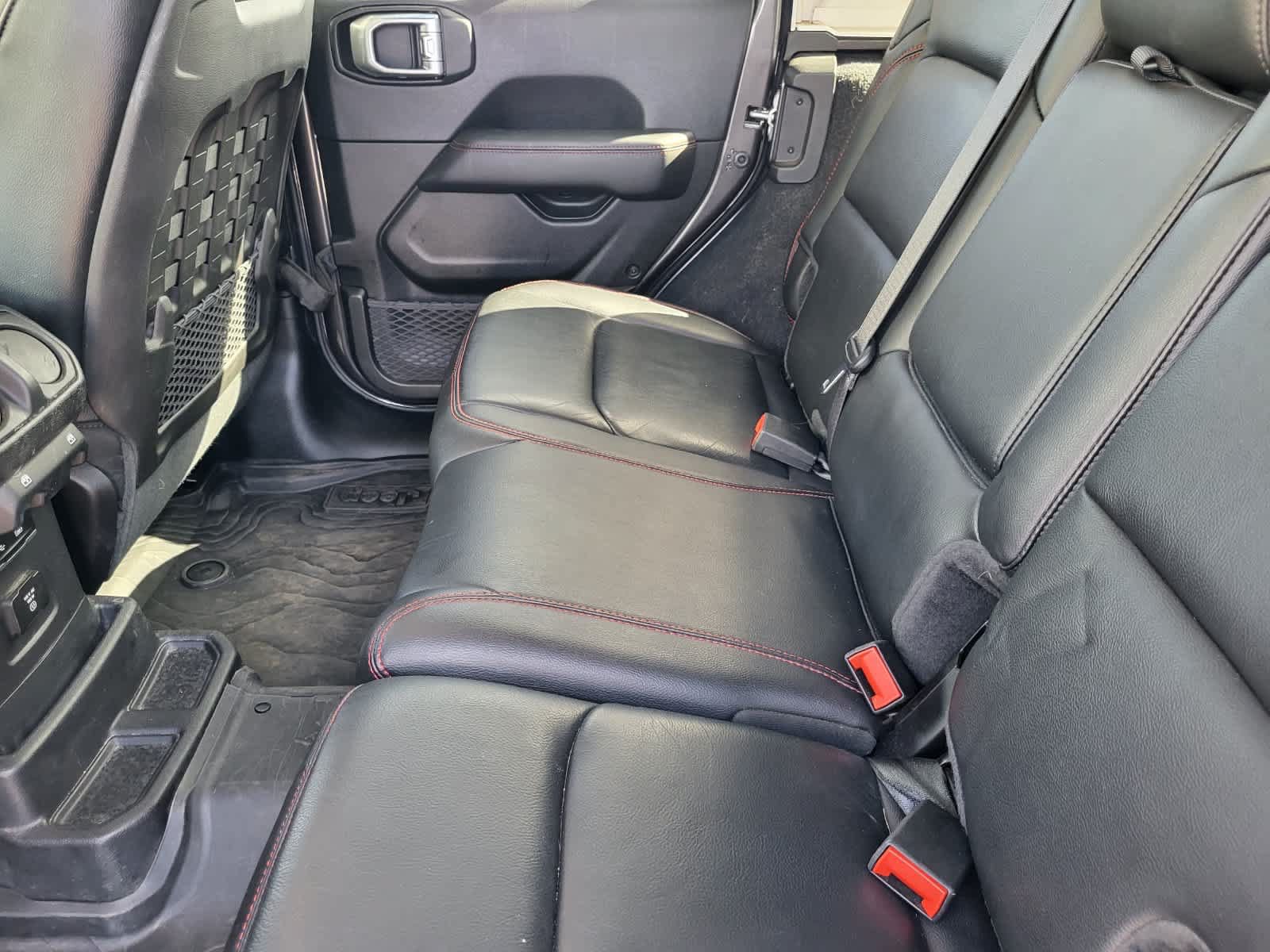 Used 2019 Jeep Wrangler Unlimited Rubicon AWD/4WD image 28