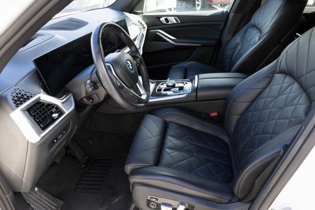 Used 2024 BMW X5 xDrive50e AWD/4WD image 8