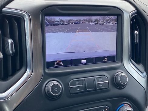 Used 2020 Chevrolet Silverado 1500 LT Trail Boss image 17