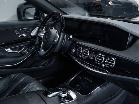 Used 2018 Mercedes-Benz Maybach S 560 4MATIC image 65