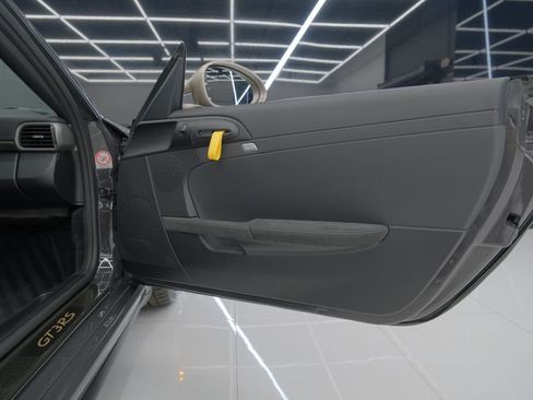 Used 2011 Porsche 911 GT3 image 64