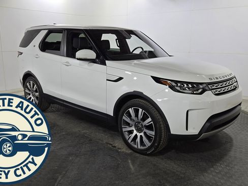 Used 2019 Land Rover Discovery HSE image 12