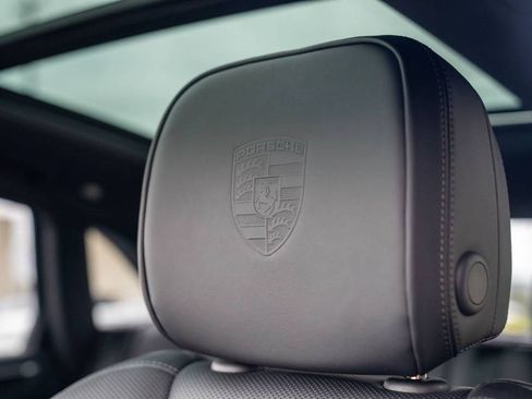New 2026 Porsche Macan Turbo AWD/4WD image 14
