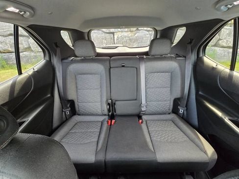 Used 2018 Chevrolet Equinox LT AWD/4WD image 18