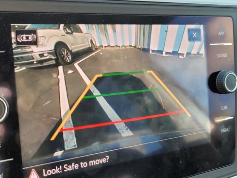 Used 2021 Volkswagen Atlas SE image 9