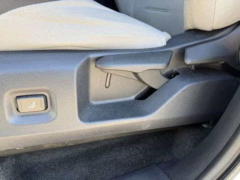 Used 2024 Toyota Tacoma TRD Sport image 26