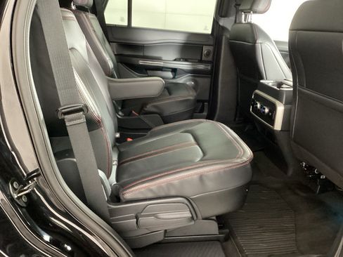 Used 2024 Ford Expedition Limited AWD/4WD image 11