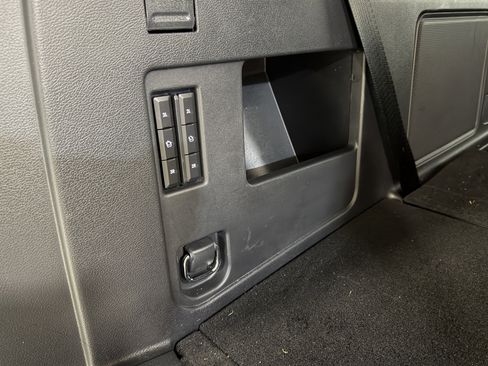 Used 2024 Lincoln Navigator Reserve image 34