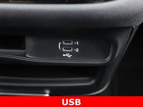 New 2026 Chrysler Pacifica Select image 25