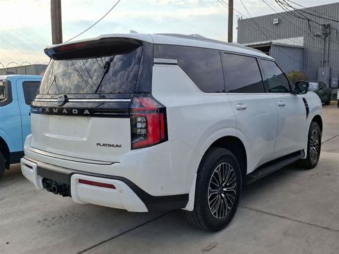 Used 2025 Nissan Armada Platinum w/ Convenience Package RWD image 6
