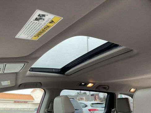 Used 2022 Honda Odyssey EX-L image 12