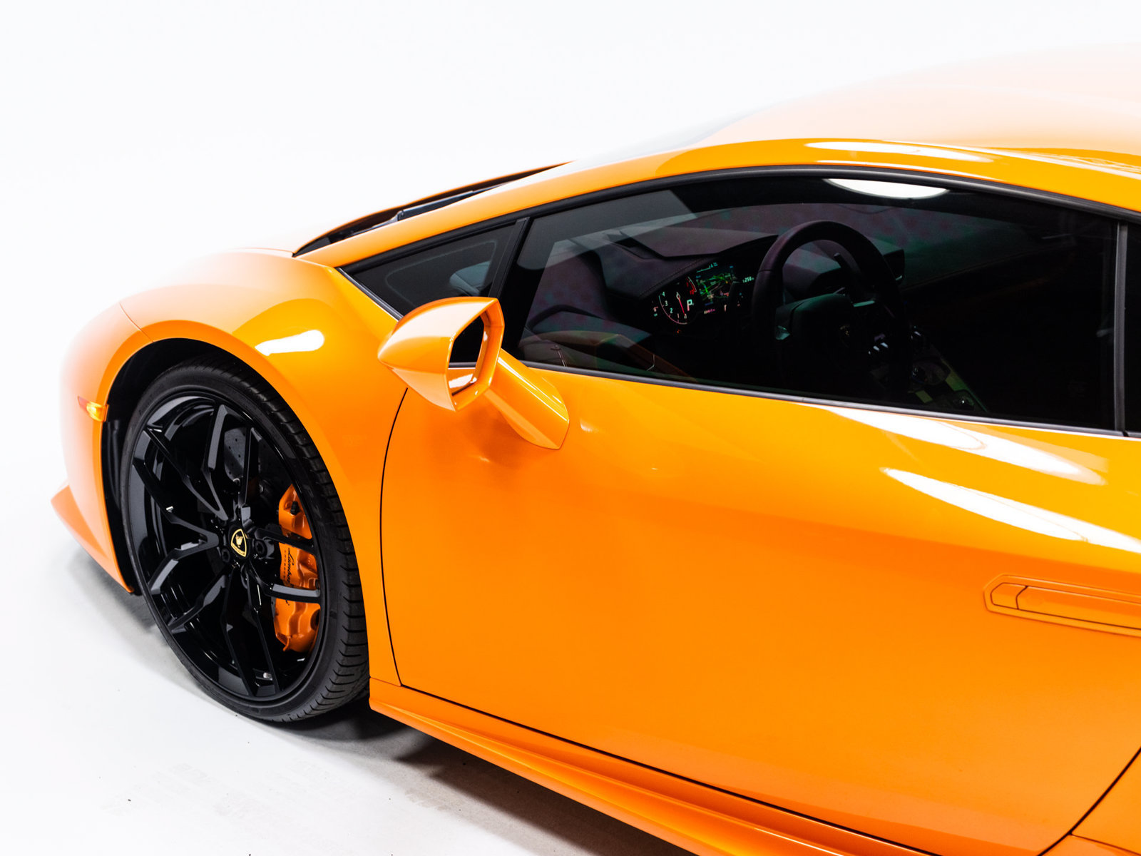 Used 2016 Lamborghini Huracan LP 610-4 AWD/4WD image 28