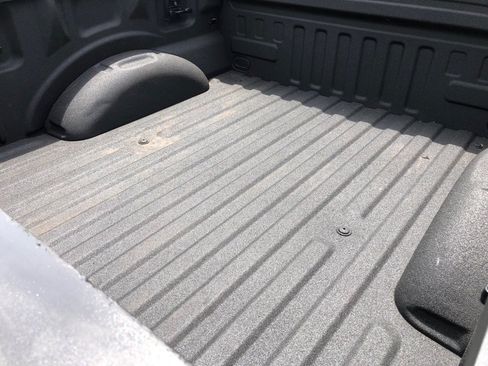 Used 2018 Ford F150 XLT w/ Equipment Group 302A Luxury AWD/4WD image 15