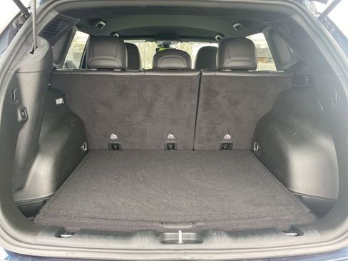 Used 2024 Jeep Compass Trailhawk w/ Trailhawk Elite Group image 12