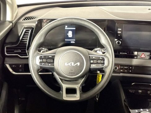 Certified 2025 Kia Sportage LX AWD/4WD image 14