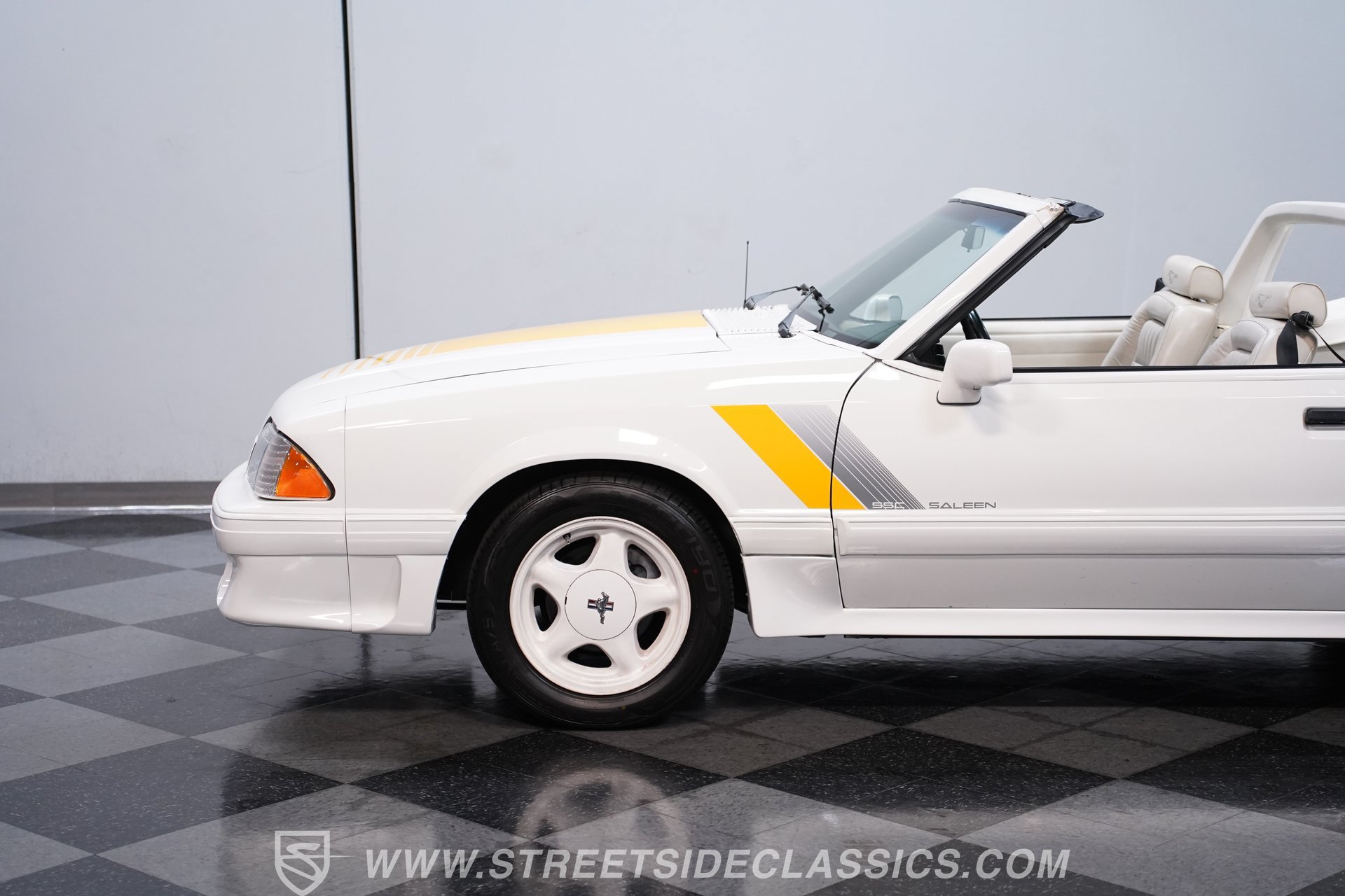 Used 1993 Ford Mustang LX RWD image 19